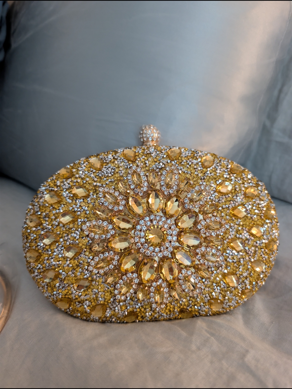 RAMLA Handmade Gold Rhinestone Crystal Evening Clutch Medallion Purse NWT